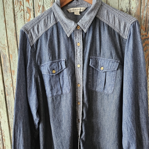 Jones New York 2X Denim shirt - Picture 2 of 8